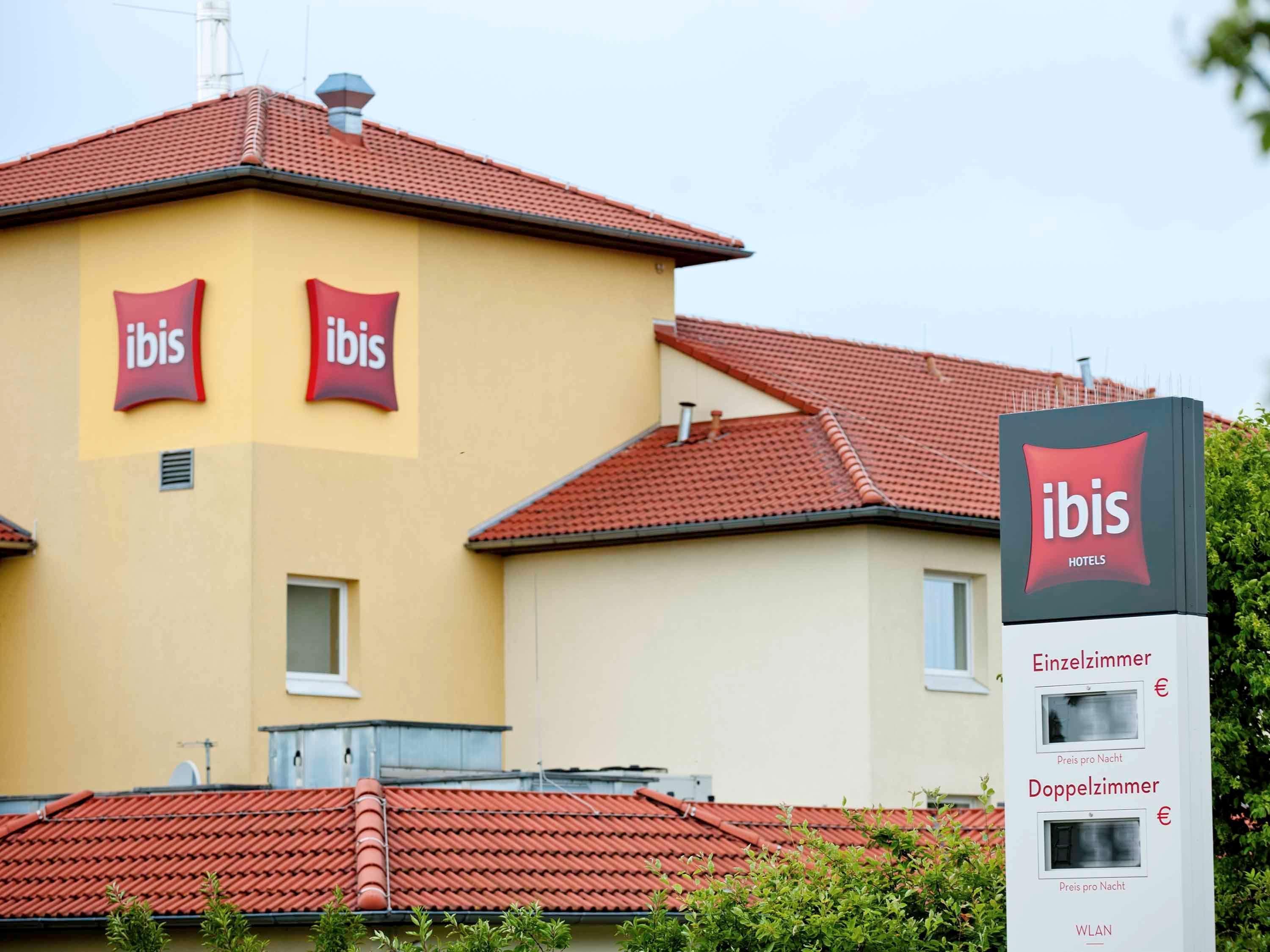 Ibis Hotel Koeln Airport Zewnętrze zdjęcie