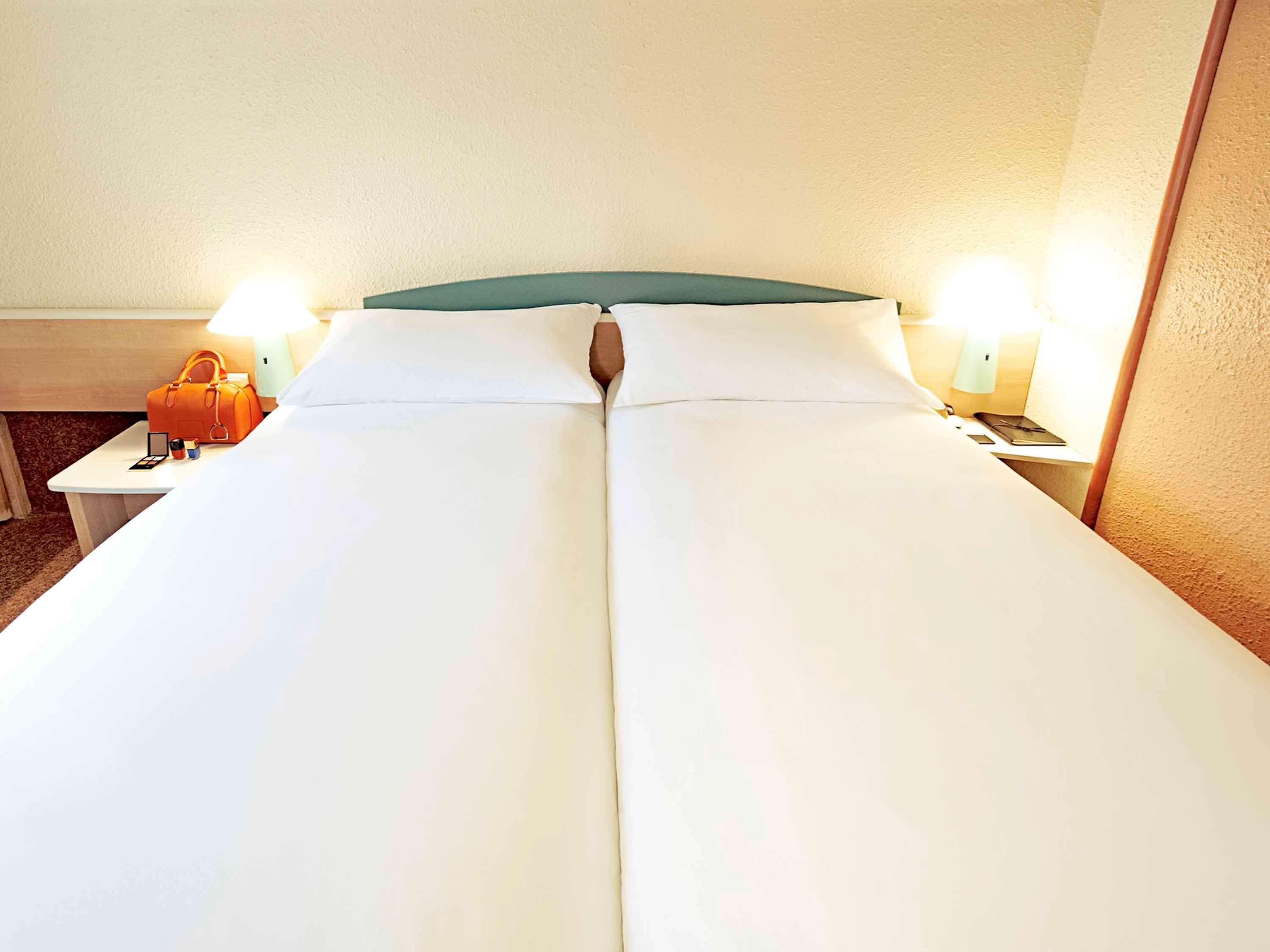 Ibis Hotel Koeln Airport Zewnętrze zdjęcie