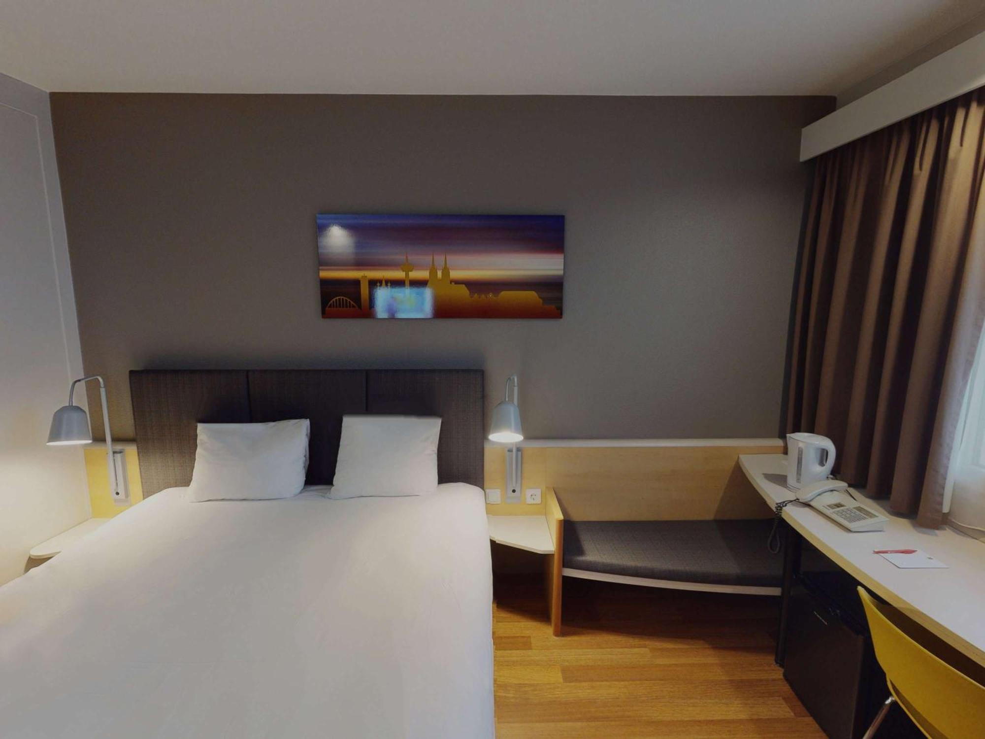 Ibis Hotel Koeln Airport Zewnętrze zdjęcie