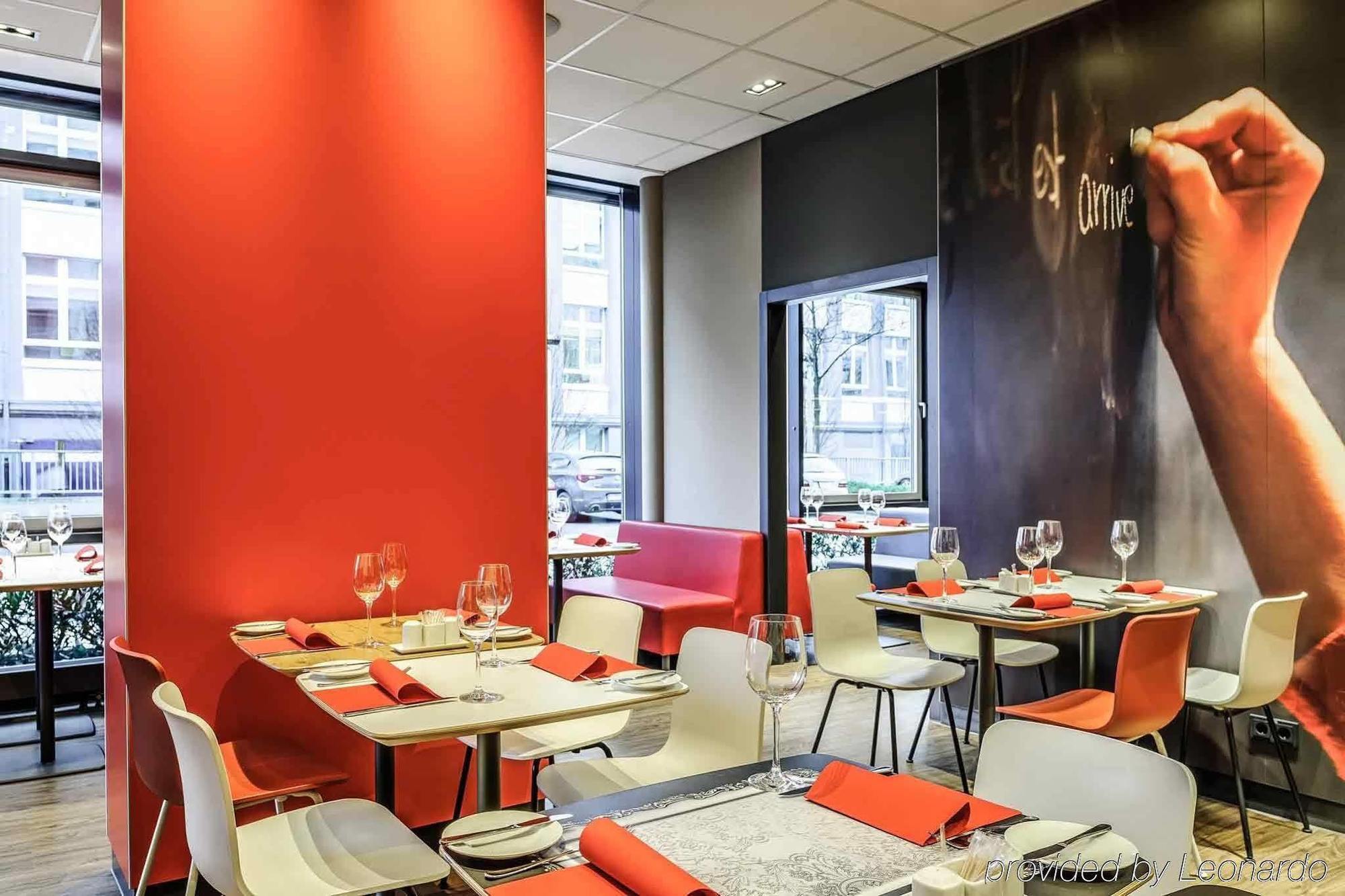 Ibis Hotel Koeln Airport Zewnętrze zdjęcie