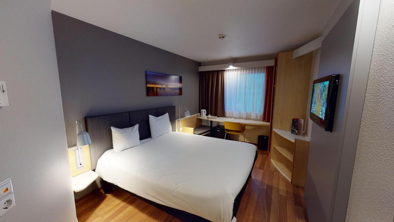 Ibis Hotel Koeln Airport Zewnętrze zdjęcie