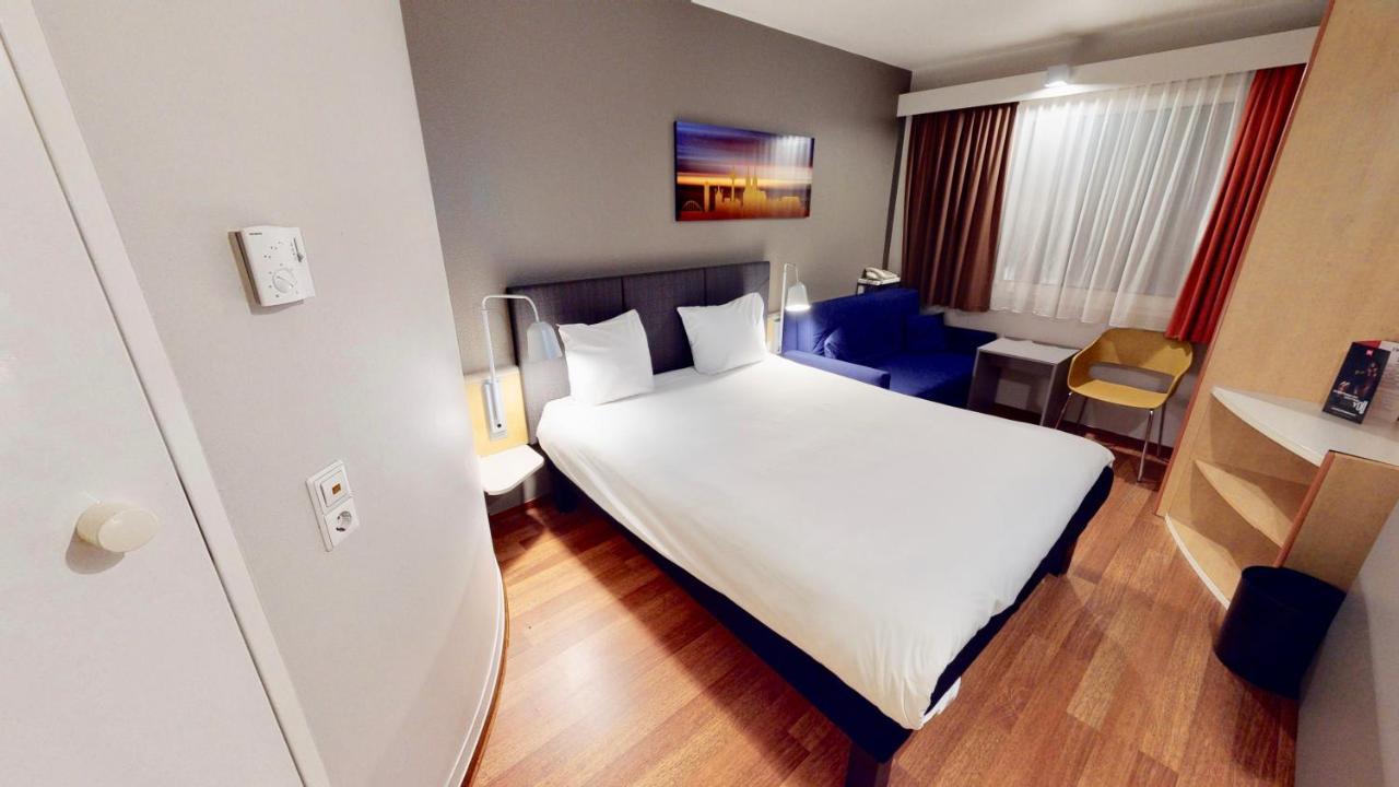 Ibis Hotel Koeln Airport Zewnętrze zdjęcie