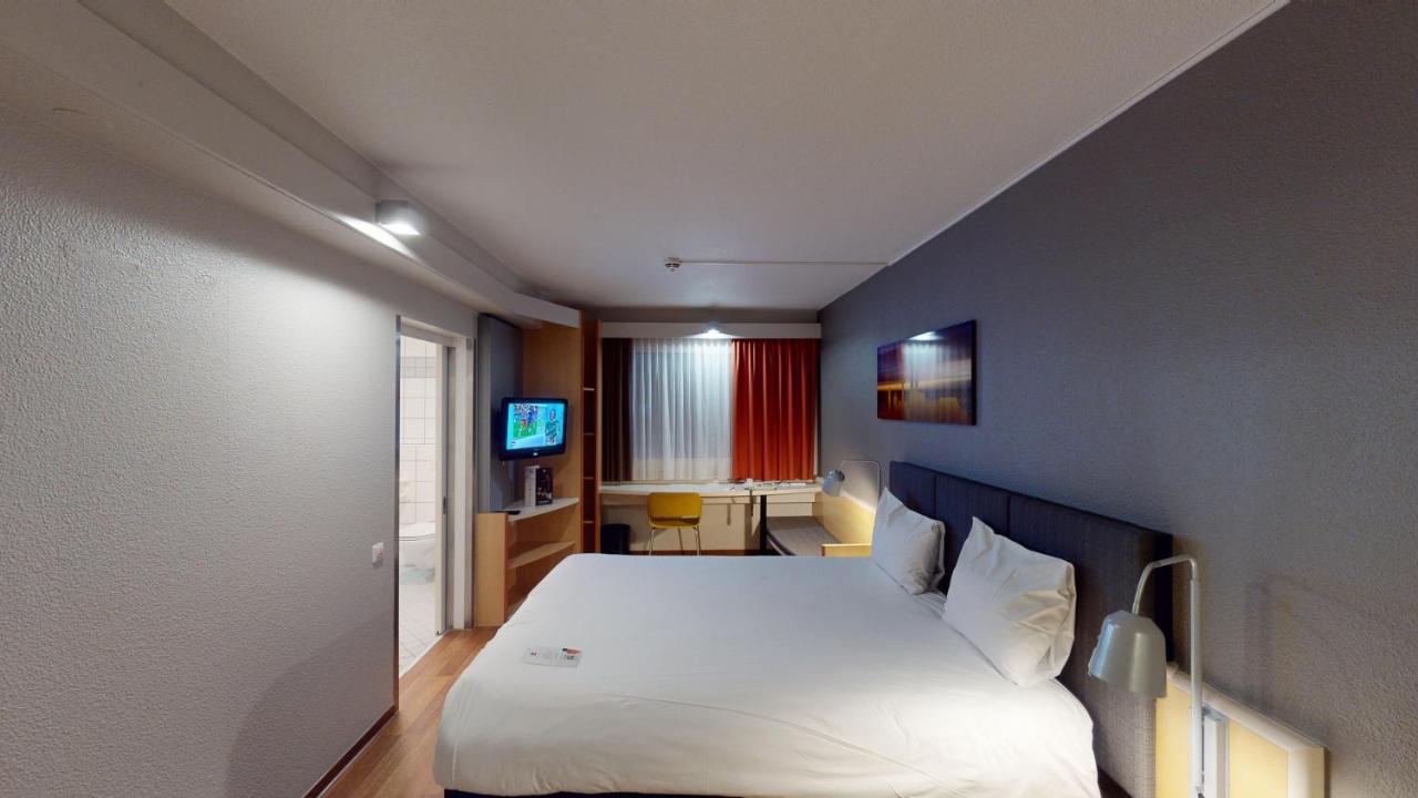 Ibis Hotel Koeln Airport Zewnętrze zdjęcie