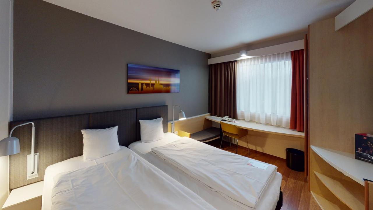 Ibis Hotel Koeln Airport Zewnętrze zdjęcie